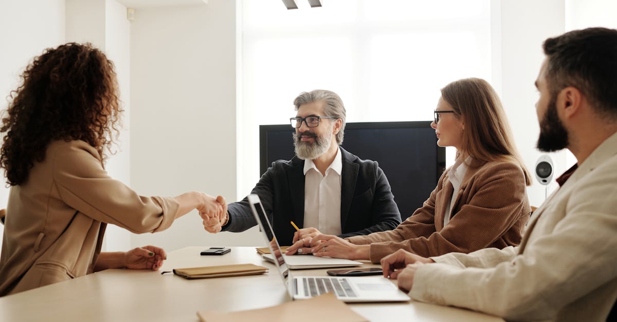 Les Acteurs Clés : Profils et Positions Stratégiques