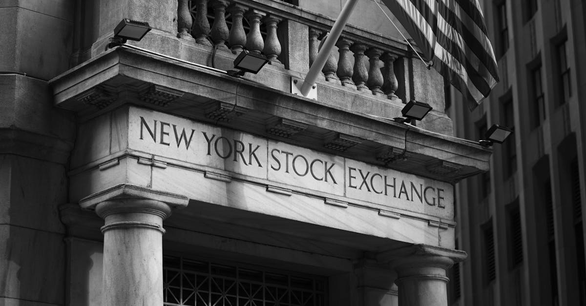Comment l'IA peut décrypter ces annonces pour les traders