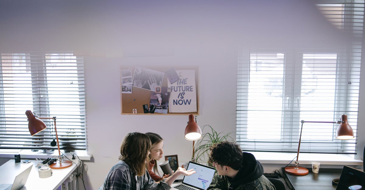 Prévisions : Un Taux de Chômage Ancré et des Créations d'Emplois Soutenues